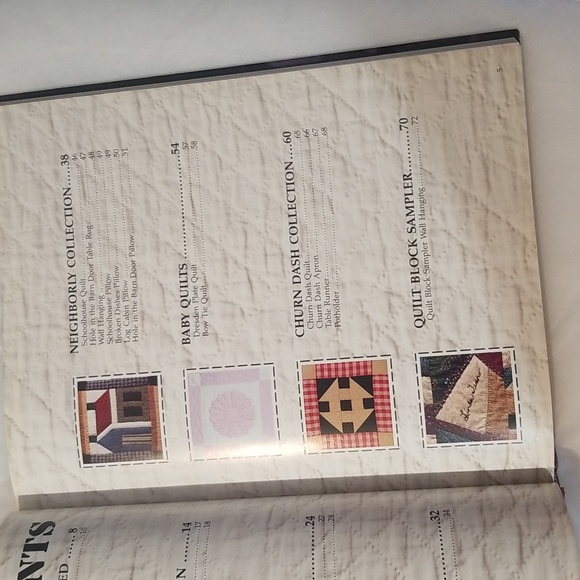 Hardcover quilt book with patterns in it - Picture 4 of 6